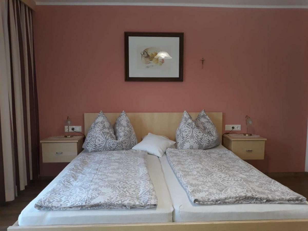 Monika Steiner Bed & Breakfast Matrei in Osttirol Luaran gambar