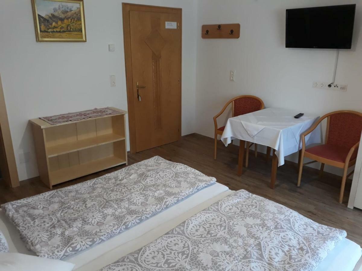 Monika Steiner Bed & Breakfast Matrei in Osttirol Luaran gambar